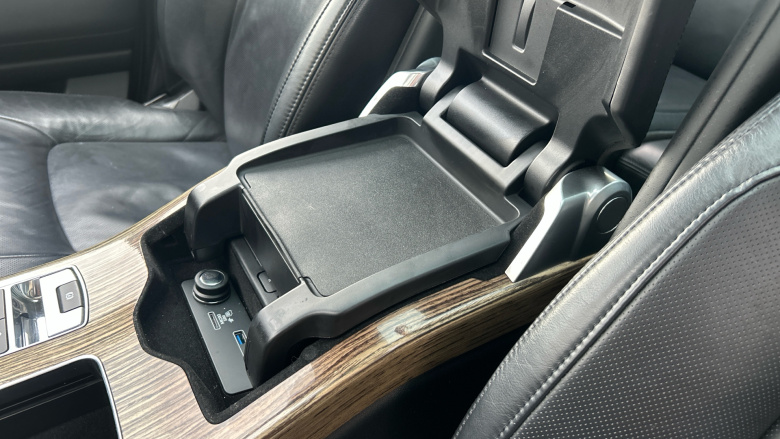 Land Rover Range Rover 3.0 SDV6 Vogue SE 4dr Auto Diesel Estate